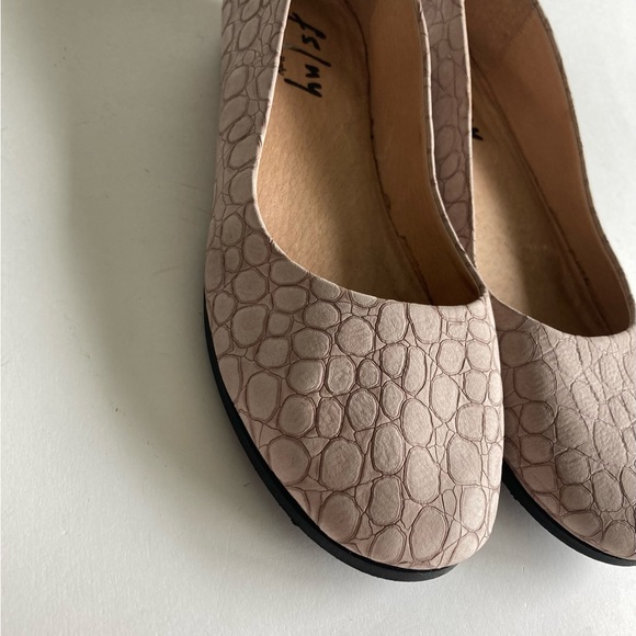 Fsiny Cream Pink Animal Print Leather Flats size 8.5 Made in Italy - Picture 7 of 14